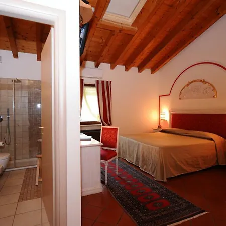 Guest house La Mola Sommacampagna